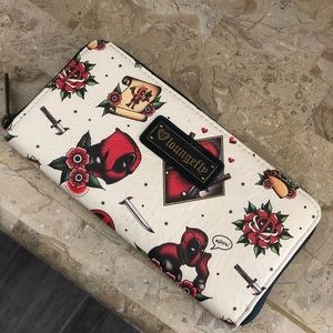 Loungefly  DeadPool wallet
